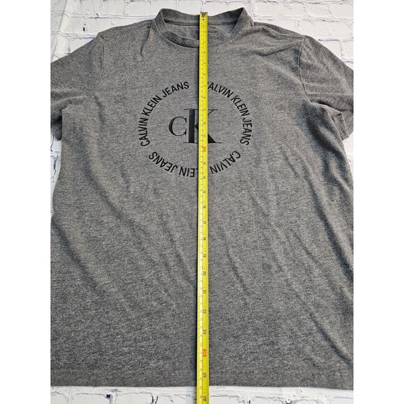 Calvin Klein Jeans Men’s Gray T-Shirt XS Logo Circle Graphic Cotton Blend - Picture 2 of 11